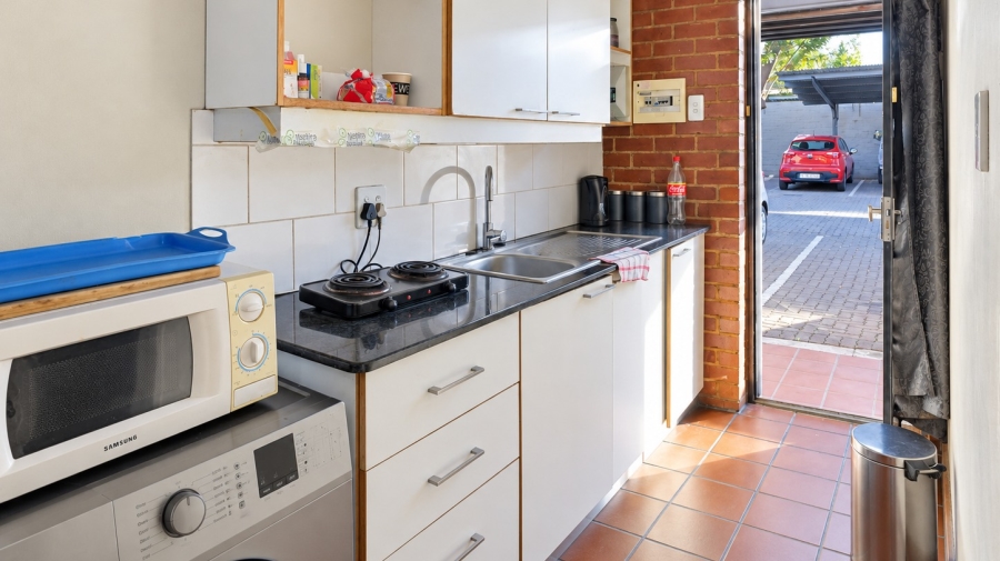 1 Bedroom Property for Sale in Rustenburg Central North West